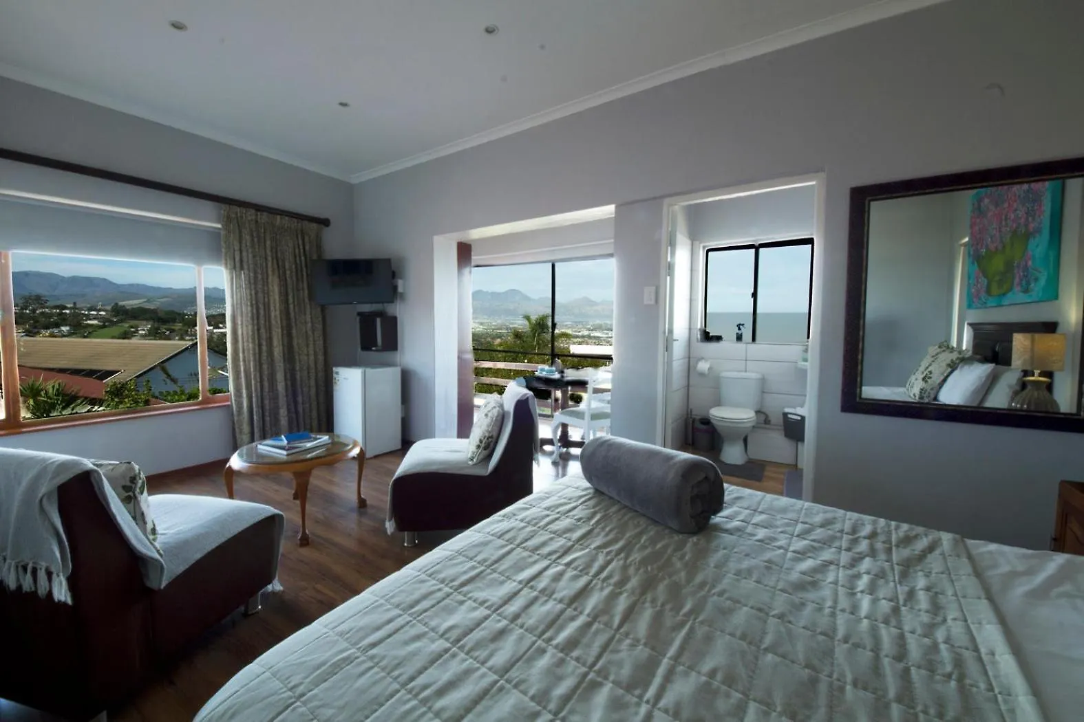 @Abelia Guest House サマーセット・ウェスト